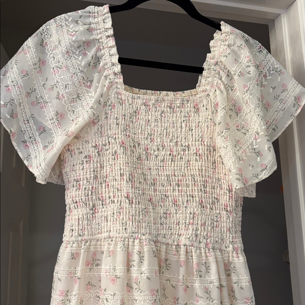 Ivy City Co Madison Dress Smocked midi - Picture 4 of 4